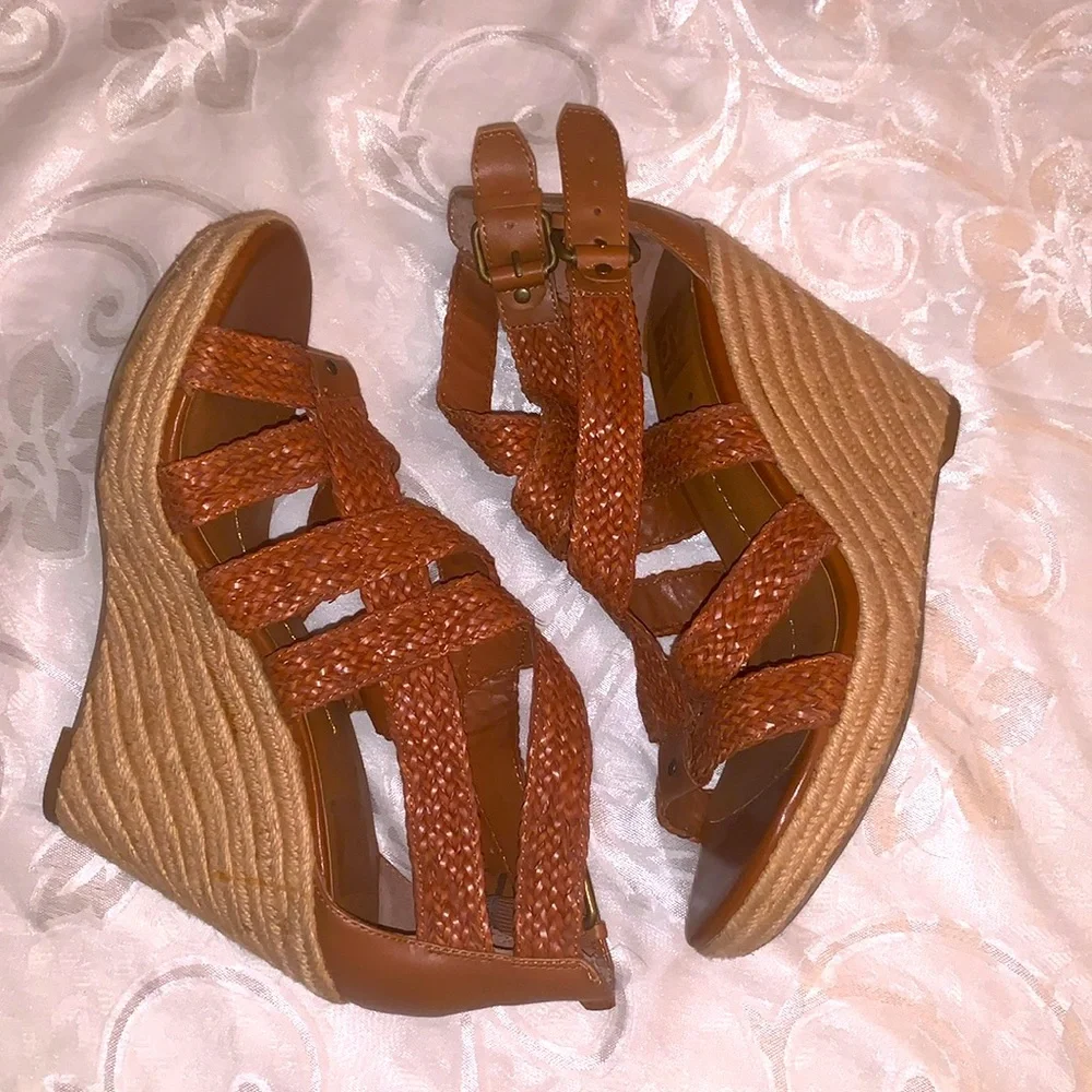 DV Dolce Vita Strappy Cognac Espadrille Wedge 10